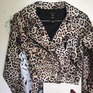 Super cool leopard jacket 🐾